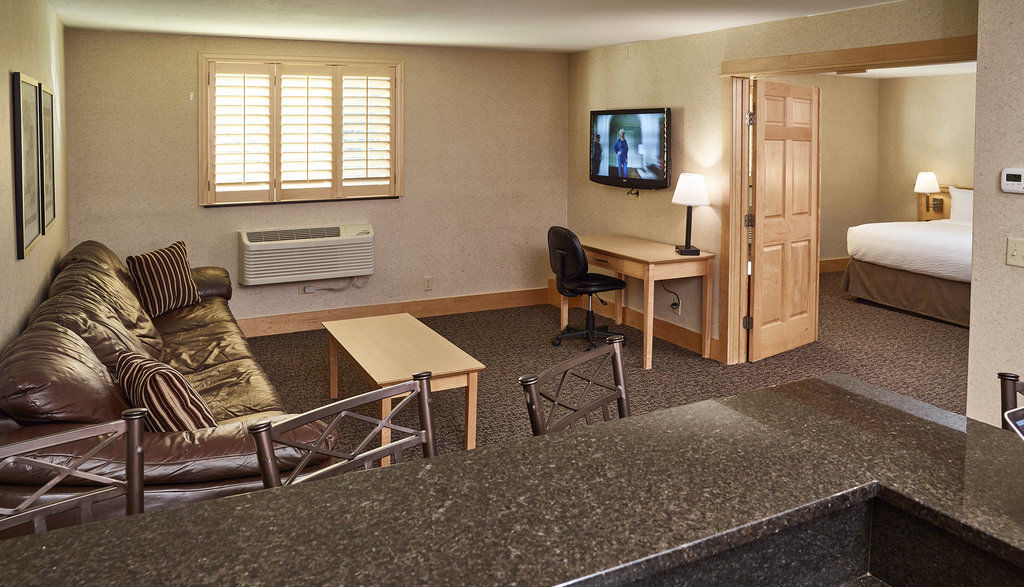 Ramada By Wyndham Plymouth Hotel & Conference Center Kültér fotó